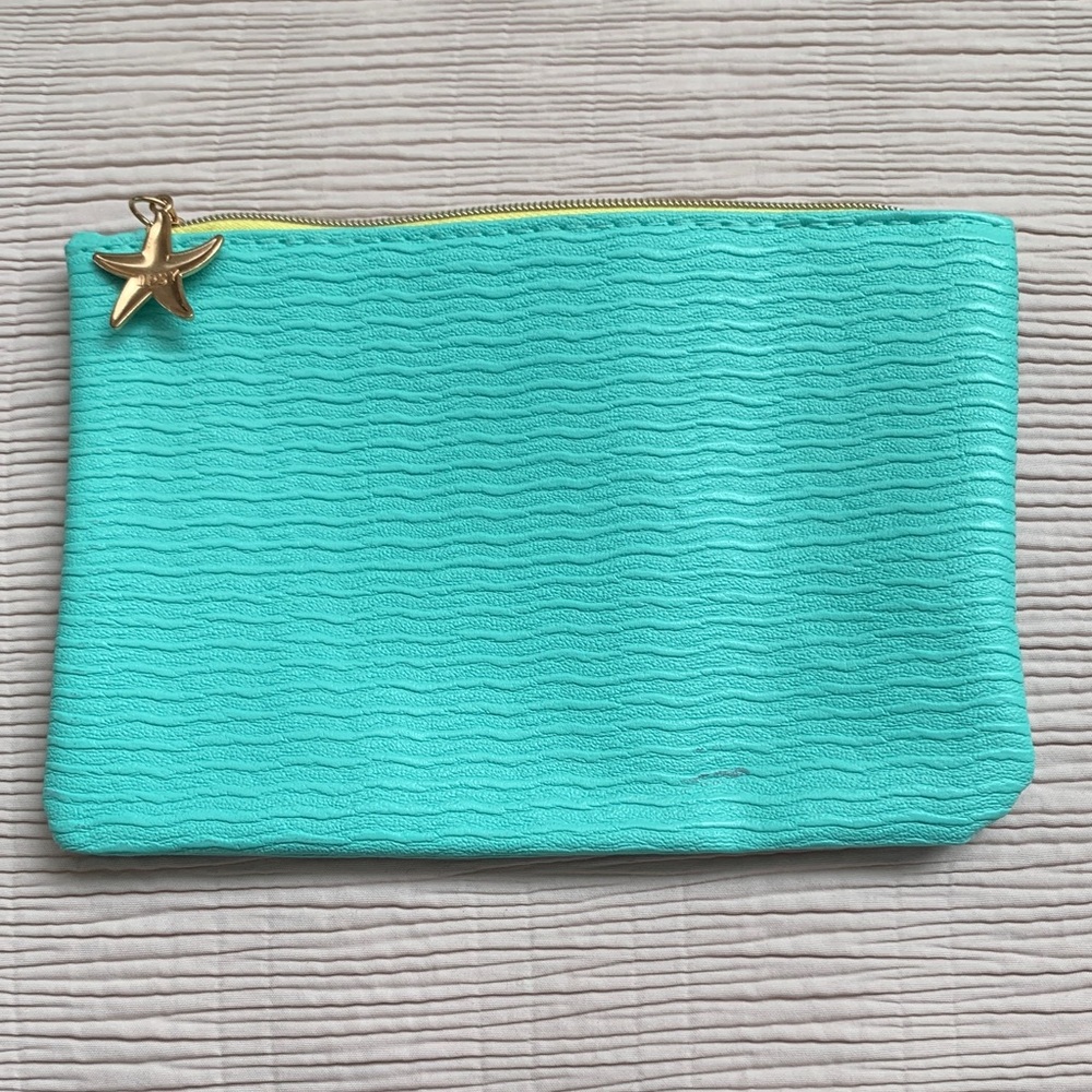 New Ipsy Turquoise Wave Cosmetic Bag with Starfish Charm